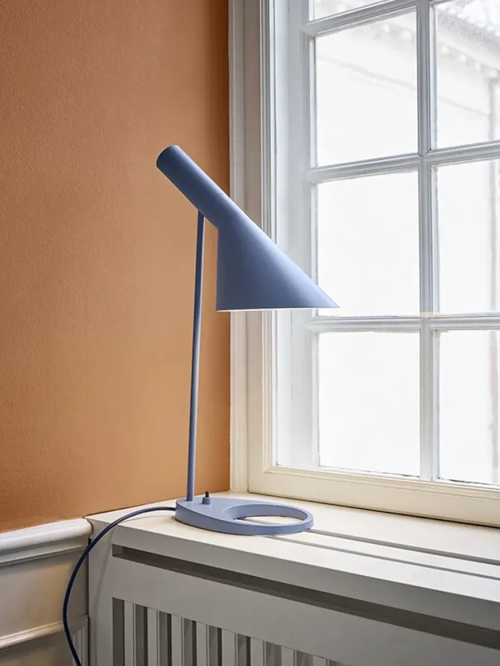 AJ bordlampe, grå