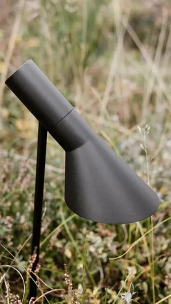 AJ lav garden pullert fodplade, sort