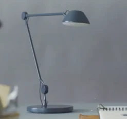 AQ01 bordlampe, blå