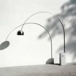 Arco Gulvlampe m/indbygget LED + Lysdæmper