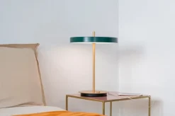 Asteria bordlampe m/USB, forest grøn/messing
