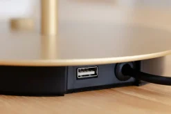 Asteria bordlampe m/USB, olive grøn/messing