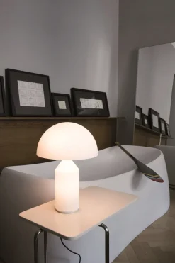 Atollo 237 bordlampe, opal