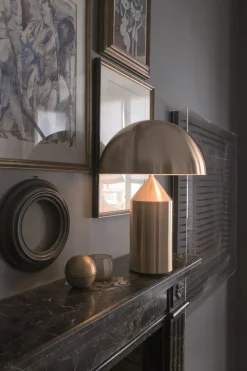 Atollo 233 bordlampe, satin guld