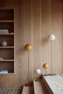 Ball Glass bordlampe, sand grey