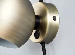 Ball væglampe, mat antik messing