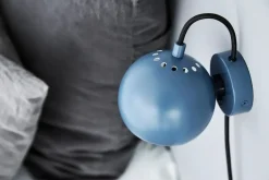Ball væglampe, mat petroleumsblå