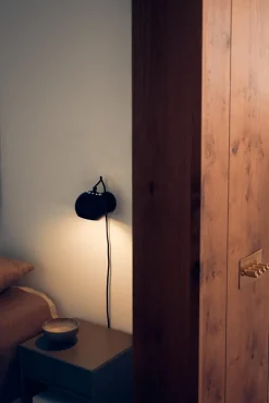 Ball væglampe, mat sort