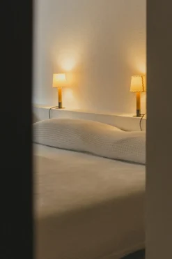 BASICA MINIMA bordlampe bronze/beige