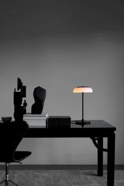Blossi bordlampe, sort/opal