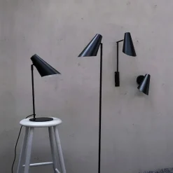 Cale væglampe m/arm, sort