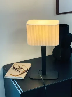 Calix bordlampe m/oval stofskærm, natur/sort