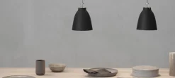 Caravaggio Pendel mat sort P1