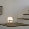 Cestita bordlampe m/skærm i glas