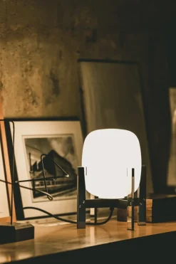 CESTITA METÁLICA bordlampe