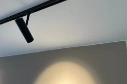 Designline Tube Slim Spot LED (2700K), sort