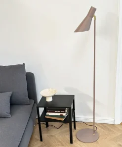 DL12 gulvlampe, beige/messing