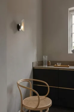 Florii 1 væglampe, mørk bronze/hvid