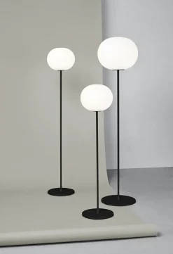 Glo-Ball F2 standerlampe, sort