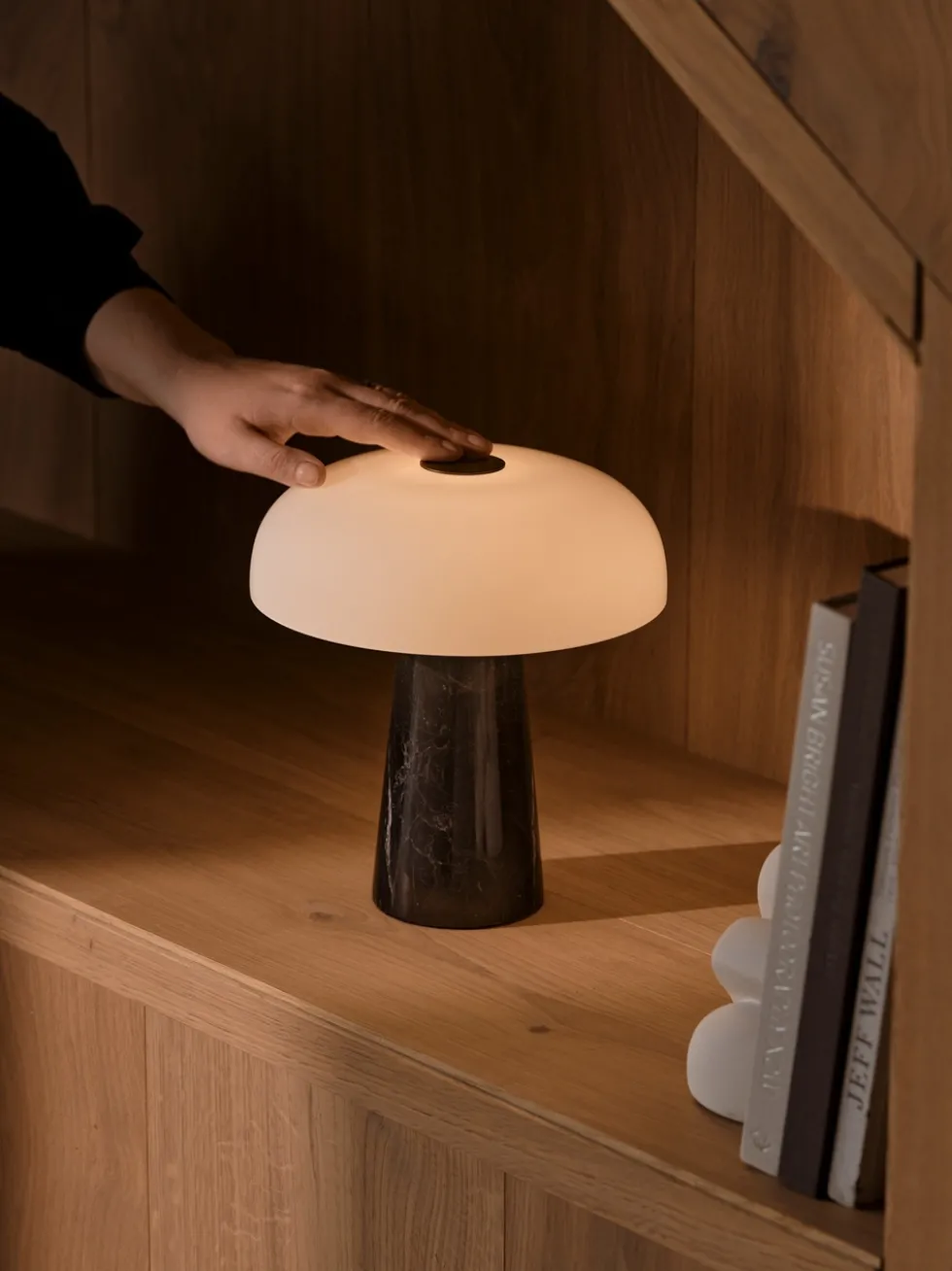 Glossy Mini Portable bordlampe, sort