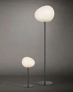 Gregg grande gulvlampe, grå/hvid
