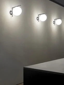 IC Light C/W1 udendørs væglampe/loftlampe, messing