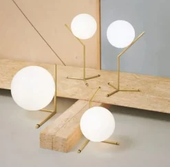 IC Light T2 bordlampe, messing
