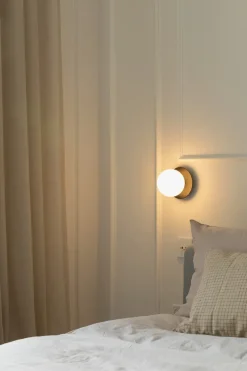 Liila 1 Small væglampe / loftlampe IP44, sort/opal