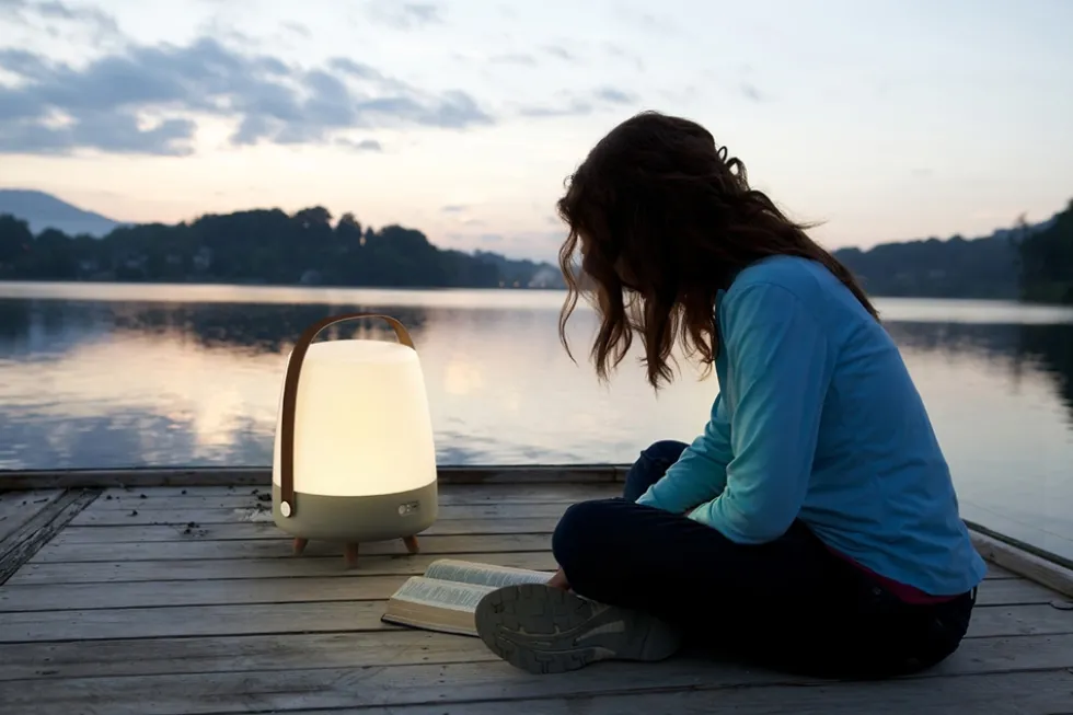 Lite-up Play LED lampe m/højtaler, sky blå
