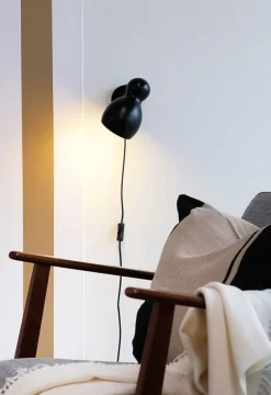 Ludo væglampe, sort