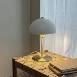 Malmø bordlampe, mat hvid/messing