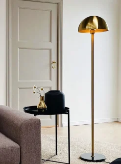Menton gulvlampe, messing/sort