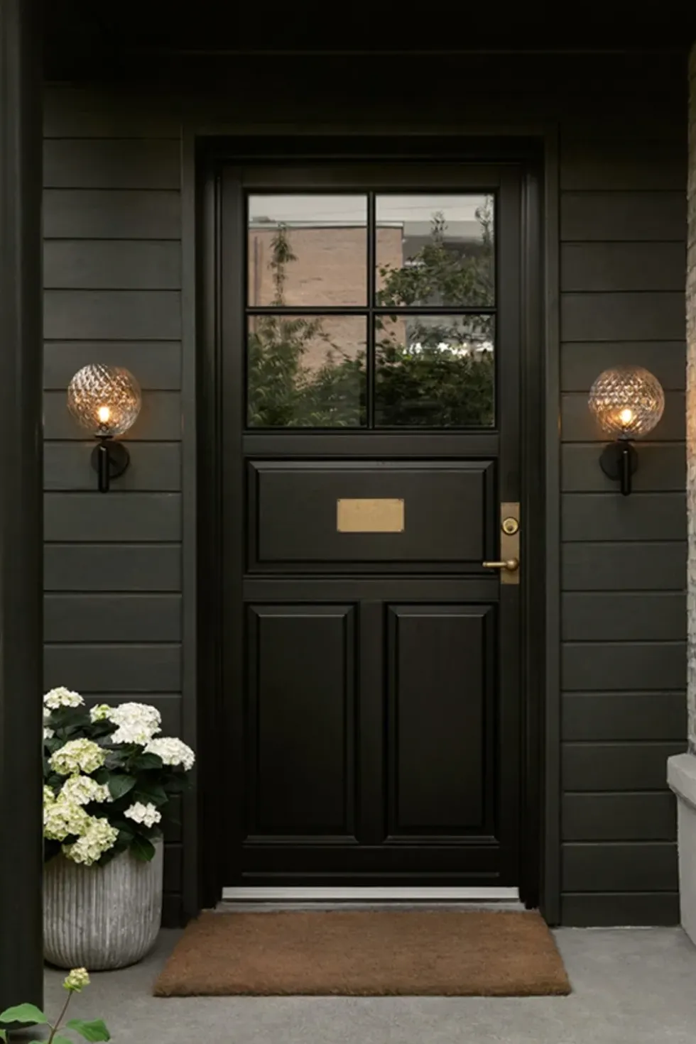 Miira Outdoor væglampe, mørk bronze/opal