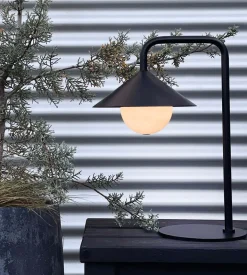 Nova Outdoor bord- / batterilampe m/lysbold og fjernbetjening