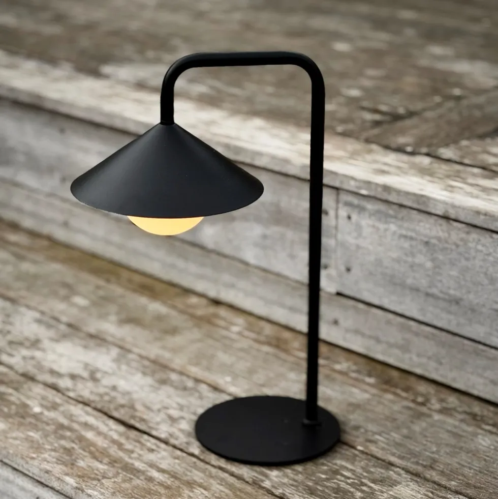 Nova Outdoor bord- / batterilampe m/lysbold og fjernbetjening