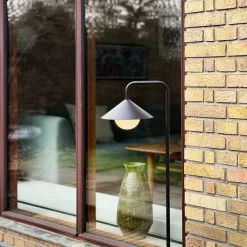 Nova Outdoor havespyd / batterilampe m/lysbold og fjernbetjening