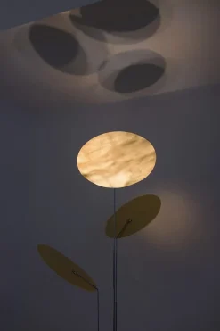 Nuunu gulvlampe, guld