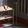 Oblique gulvlampe USB-C, blank grøn