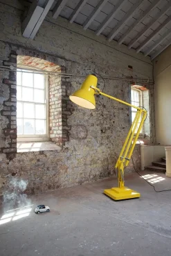 Original 1227 Giant gulvlampe, rød