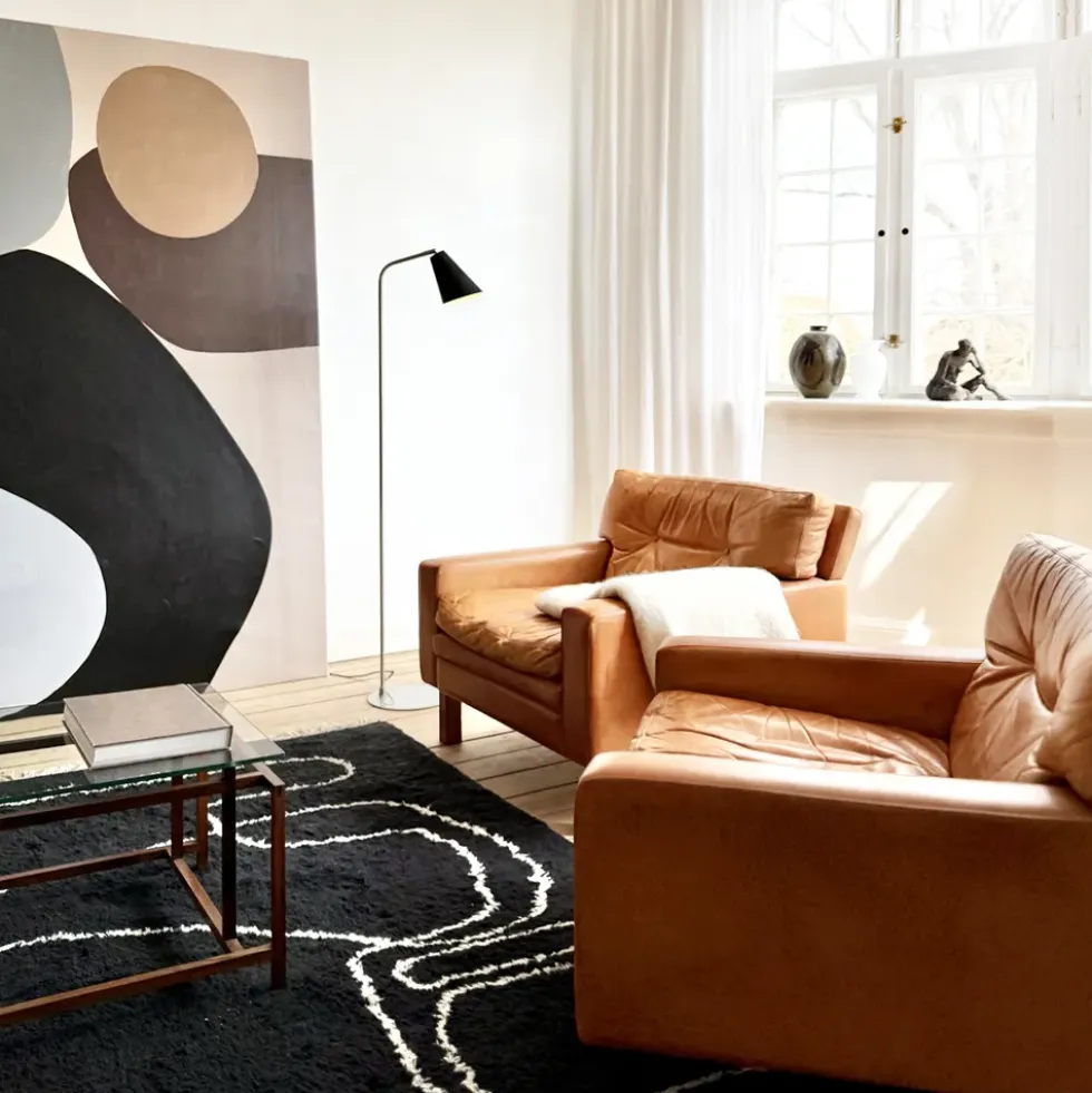 Oswald gulvlampe, sort/børstet stål