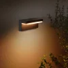 Philips Hue Nyro White and Color Ambiance udendørs væglampe, sort