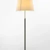 Pie de salón Gulvlampe G1 beige pergament/messing