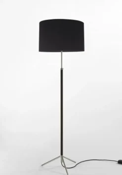 Pie de salón Gulvlampe G2 sort/krom