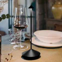 Pina batterilampe / bordlampe, sort