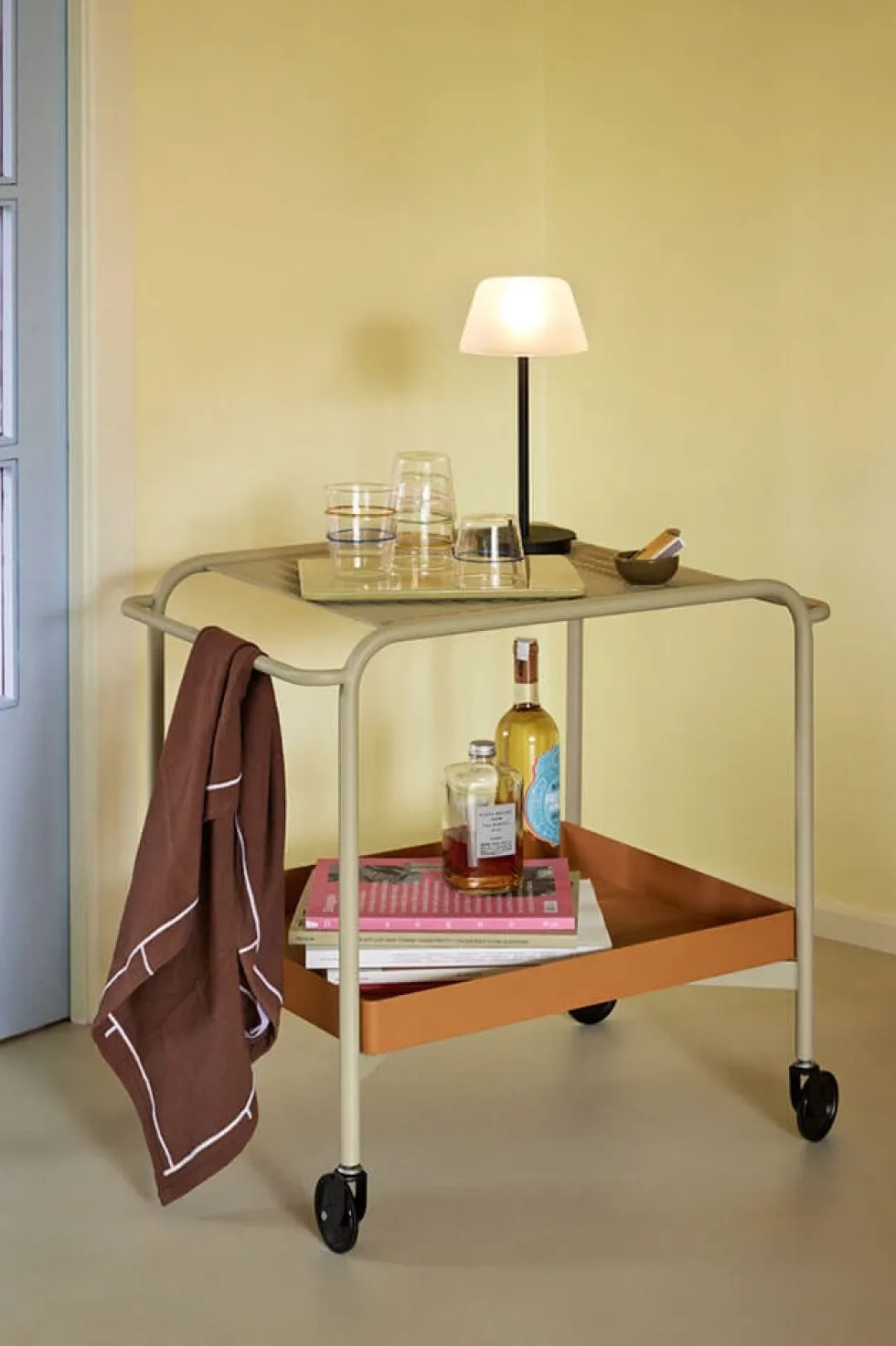 Salon bordlampe / batterilampe, sort