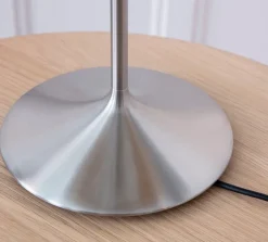 Santé bordstander m/USB, stål