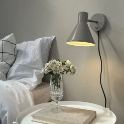 Sleep væglampe, brun