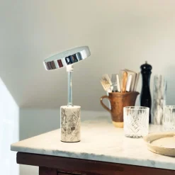 Starlight LED batteri- / bordlampe, grå marmor/krom