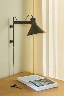 Studio væglampe, brun