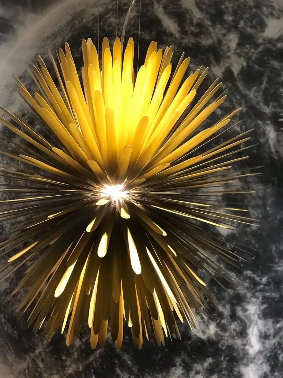 Sun Light of Love pendel, mat guld